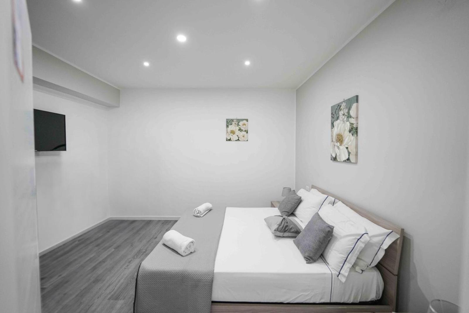 Capodichino Apartment 127 - 20 Наполи Екстериор снимка